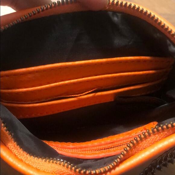 Kenneth Cole Reaction Orange Crossbody Purse - Picture 3 of 7